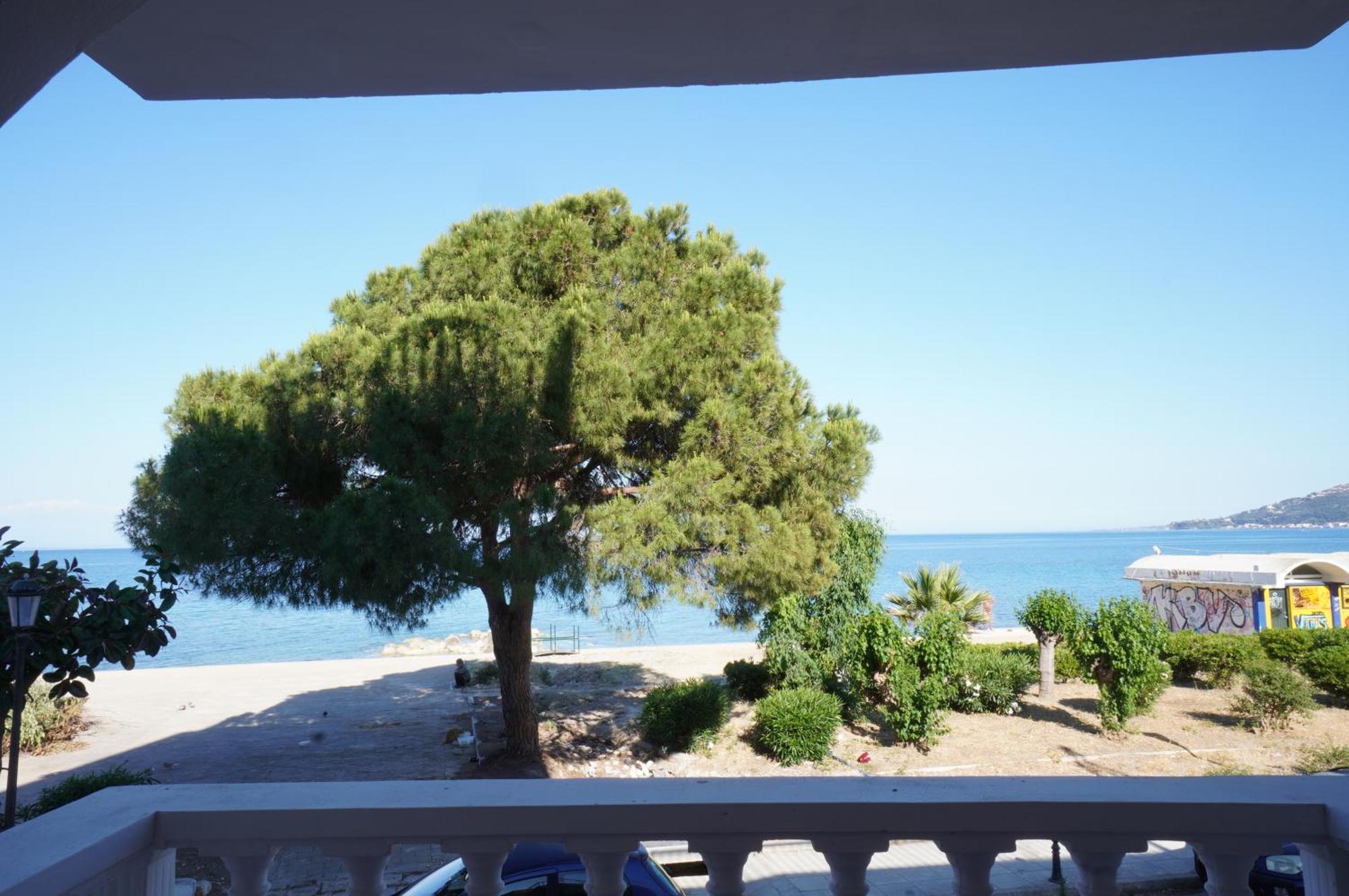 Apartment Mandy Seafront *